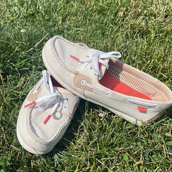 Lightweight Sperrys - Picture 2 of 7
